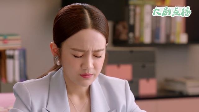 小三裝病挽留丈夫，哪料丈夫1招戳穿她真面目，還妻子遲到20年的公道！ смотреть онлайн