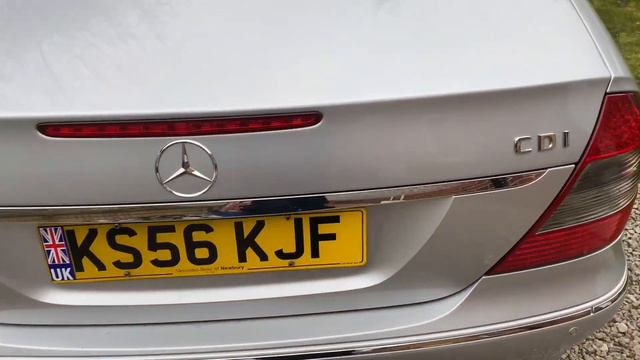 Mercedes W211 E320 CDI Sport-Walkaround смотреть онлайн