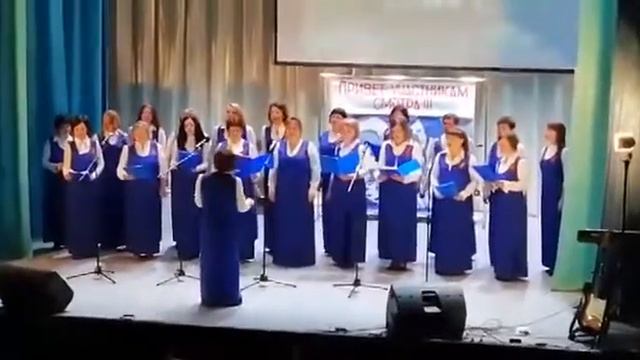 Руководитель хора Елена Завдовьева. Что может быть лучше России,( Е.Крылатов Л.Дербенёв). смотреть онлайн