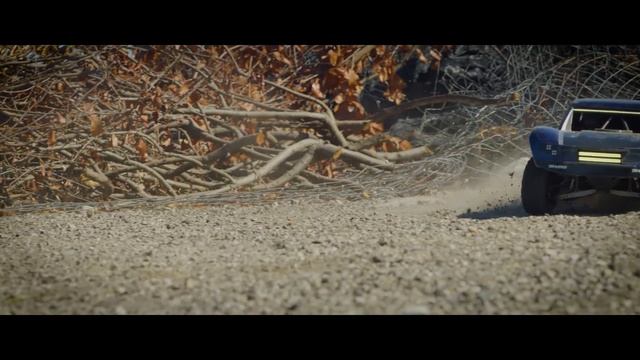 Unleash The Ultimate | @Traxxas Unlimited Desert Racer смотреть онлайн