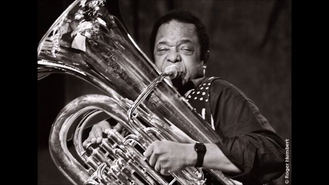 Blues in Orbit - Gil Evans смотреть онлайн