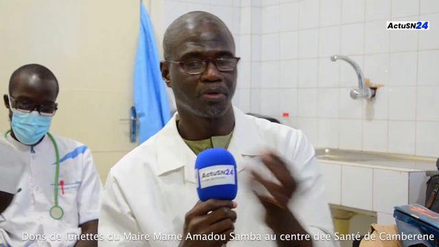 Don de Lunettes Par Mame Amadou Samba Remis Au Centre de Santé de Cambéréne Seydina Issa Rohoulahi смотреть онлайн