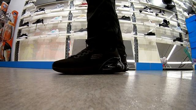 Кроссовки мужские Skechers Skech-Air Stratus смотреть онлайн