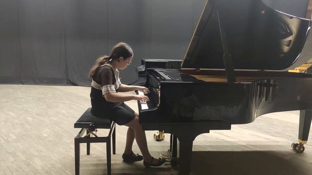 Spiridonova смотреть онлайн