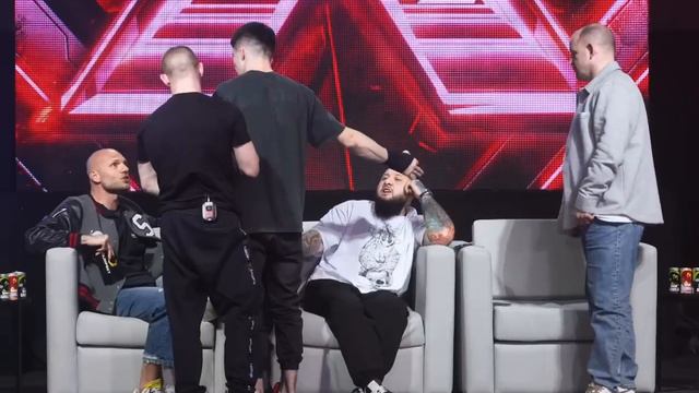 🤯 ЖЁСТКИЙ КОНФЛИКТ | Сульянов VS Никархо на Hardcore смотреть онлайн