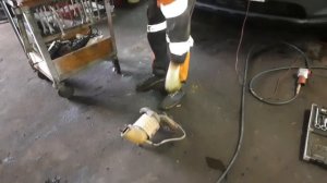 Владелец Kia Sportage удалил катализатор заранее