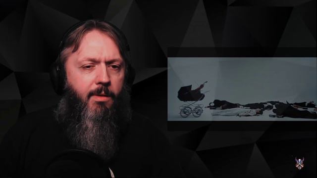 First reaction to Sub Urban - Cradles. Very talented singer/songwriter! смотреть онлайн