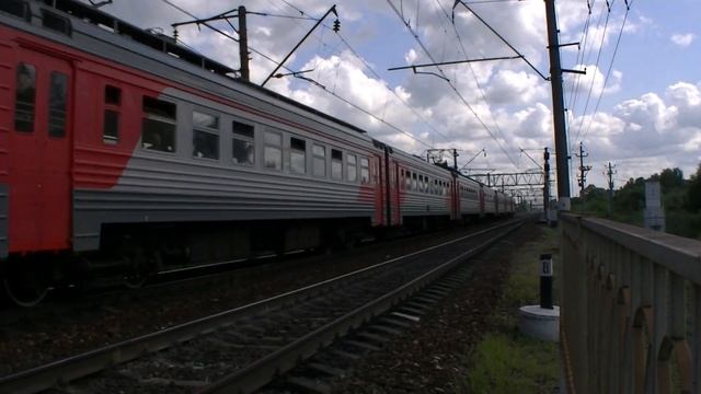 Электропоезд ЭТ2м-041 смотреть онлайн