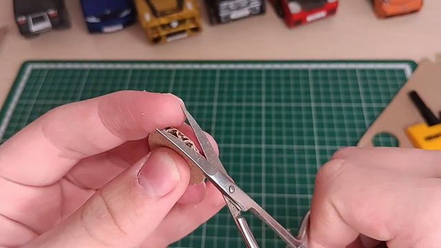 Мастер класс как делать круглые колеса из картона🛠️