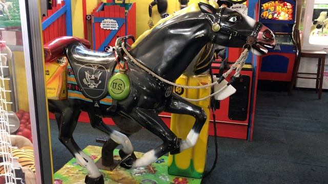 MUTE Pony Express Coin Operated Kiddie Ride смотреть онлайн
