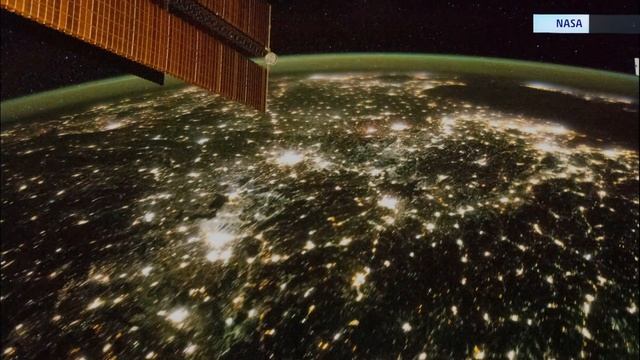 The Difference Between North and South Korea...From Space. смотреть онлайн