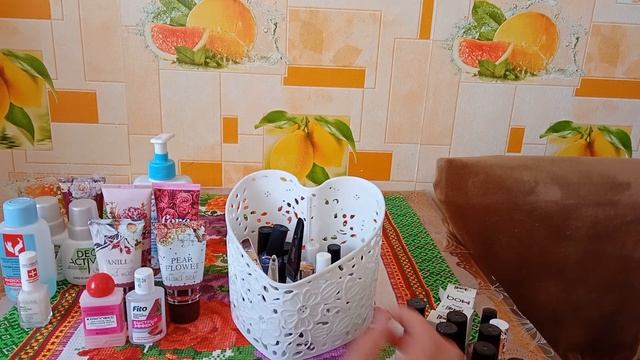 Разбор средств для рук и ногтей с экспертом Томом. смотреть онлайн