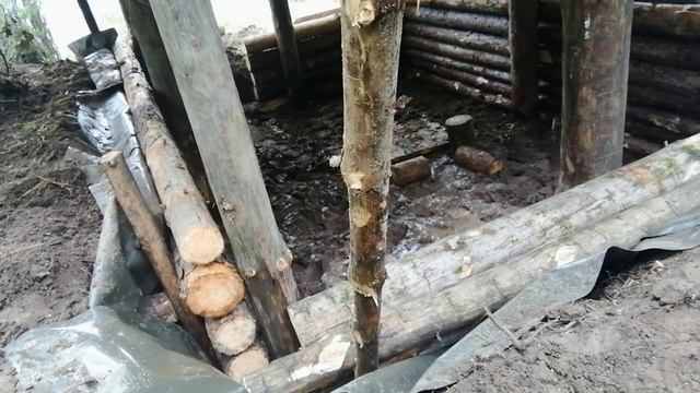 Землянка в глухом лесу часть 2. Один в глухом лесу. Ливень затопил землянку. Ставлю стены. смотреть онлайн