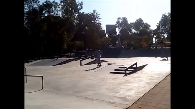 Скейт-парк в Вишняковском сквере в Краснодаре! смотреть онлайн