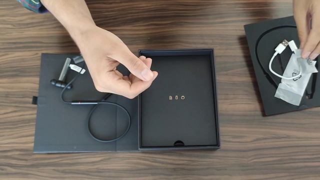 Huawei Freelace Bluetooth Kulaklık Kutu Açılımı Ve İnceleme смотреть онлайн