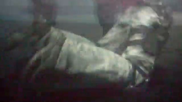 Resident Evil 5 Violent Death Scene (Chris Cut In Half) смотреть онлайн