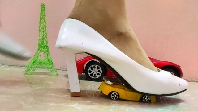 heels crush toy car p2 смотреть онлайн