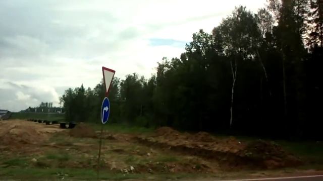 Въезд с Минского шоссе на территорию КВЦ "Патриот" на автобусе из Кубинки смотреть онлайн