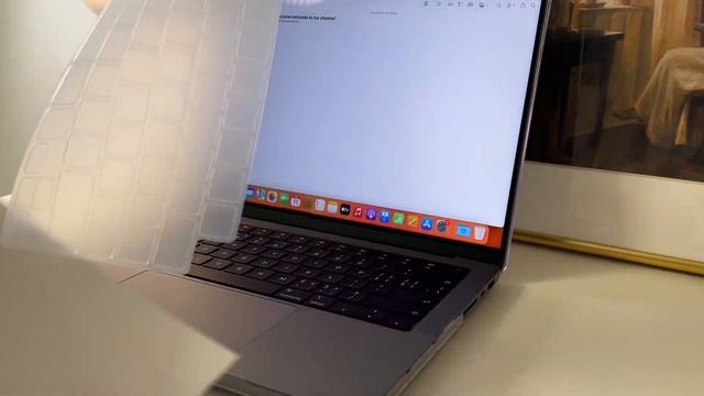 MacBook Pro M2 14