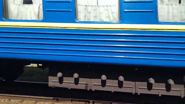 ЧС7-216 проследовал станцию с поездом 119 Львов-Запорожье. смотреть онлайн