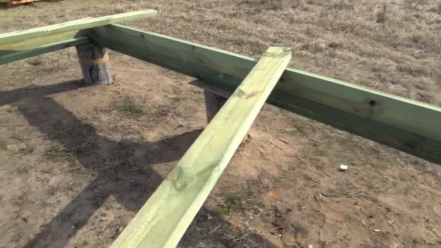 Обвязка свай пакетом досок смотреть онлайн