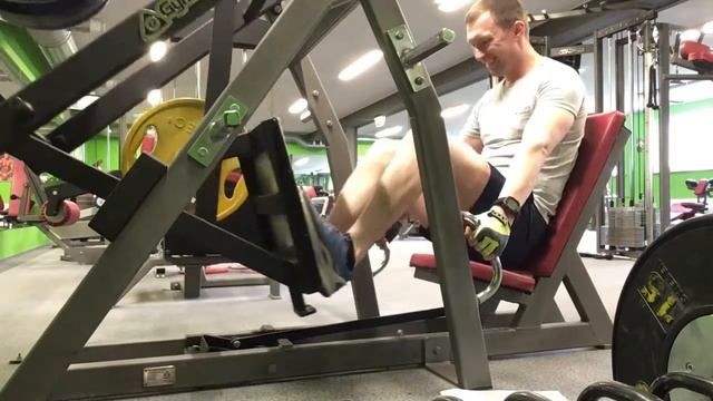 Жим ногами сидя 28.05.2017 смотреть онлайн