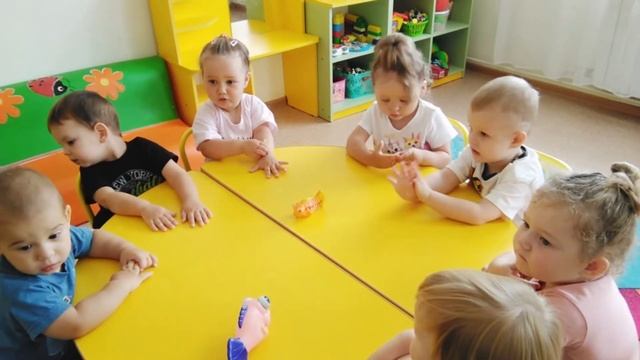 Сиреневая (младшая группа). Рисование "рыбка" смотреть онлайн