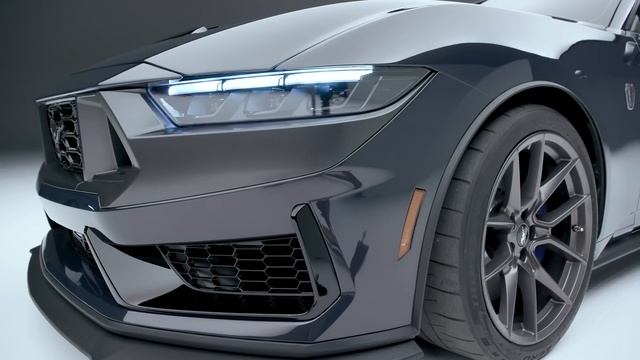 2024 Ford Mustang FIRST LOOK! | MotorTrend смотреть онлайн