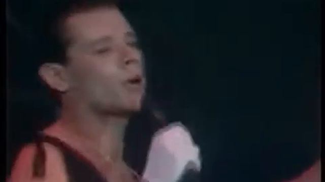 Вадим Казаченко Больно мне, больно смотреть онлайн