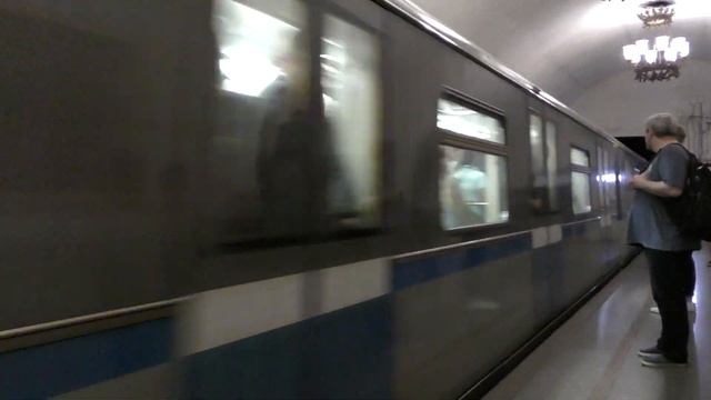 метро Киевская смотреть онлайн