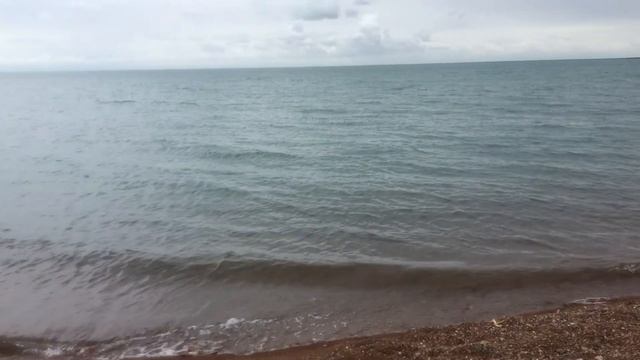 Шум воды у побережья. Успокаивающие звуки, отдых, уединение. Наше море сегодня. смотреть онлайн