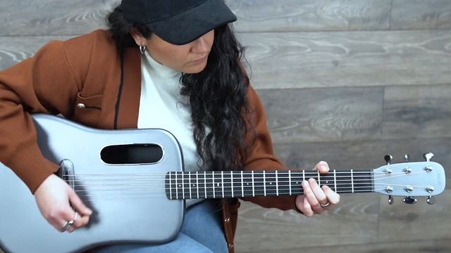 LAVA ME 3 - La Guitarra Inteligente смотреть онлайн