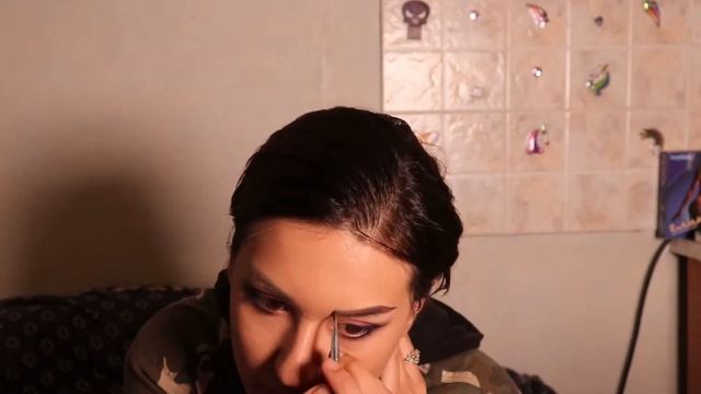 Повторяю макияж русалки из SIMS 4 жизнь на острове смотреть онлайн