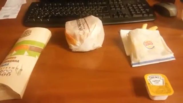 БЕСПЛАТНАЯ ЕДА В БУРГЕР КИНГЕ | САМЫЙ ВКУСНЫЙ РОЛЛ смотреть онлайн