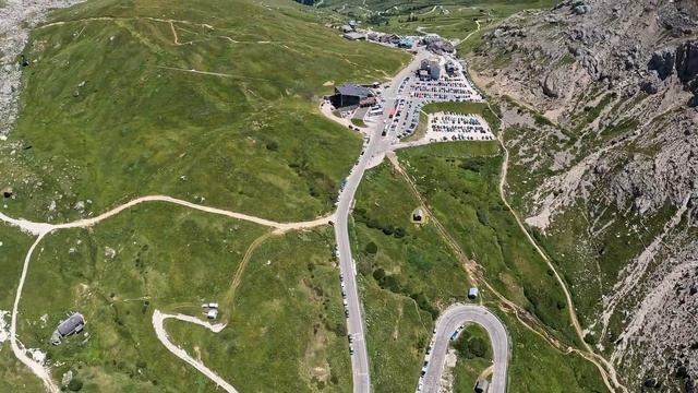 Sass Pordoi, cable car right line ? смотреть онлайн