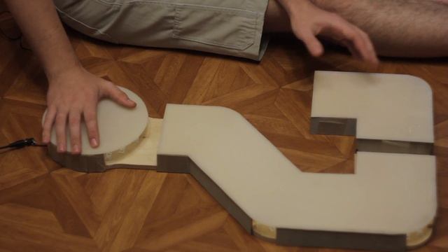 Как сделать СВЕТЯЩУЮСЯ ВЫВЕСКУ из старой ПЛАЗМЫ своими руками.