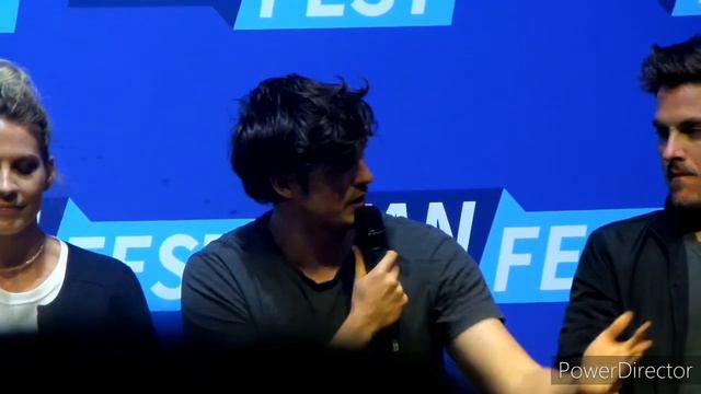 Daniel Sharman - Hold Me While You Wait смотреть онлайн