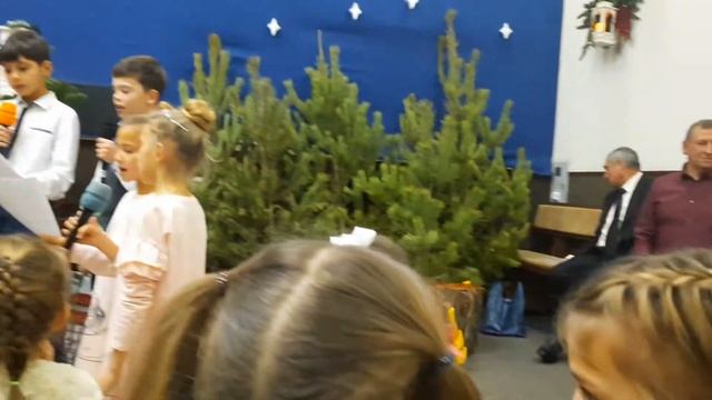 Рождество. Подарки детям. Ансамбль. смотреть онлайн