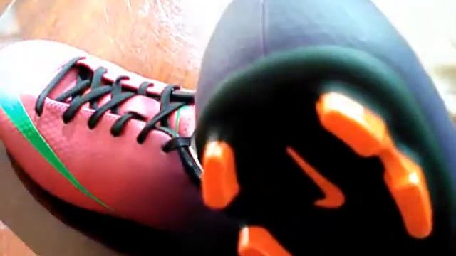 Cristiano Ronaldo Boots : Nike Mercurial Vapor IX FG Berry Unboxing wildberries.ru смотреть онлайн