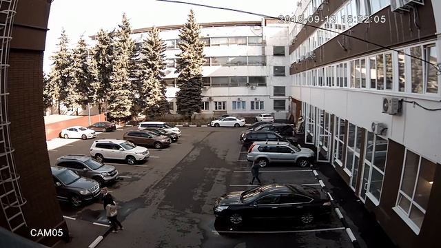Четырёх форматная видеокамера RVI-HDC421(2,7-12) смотреть онлайн