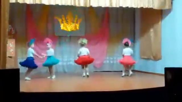 Ансамбль "Карамелька" танец "Куклы" смотреть онлайн
