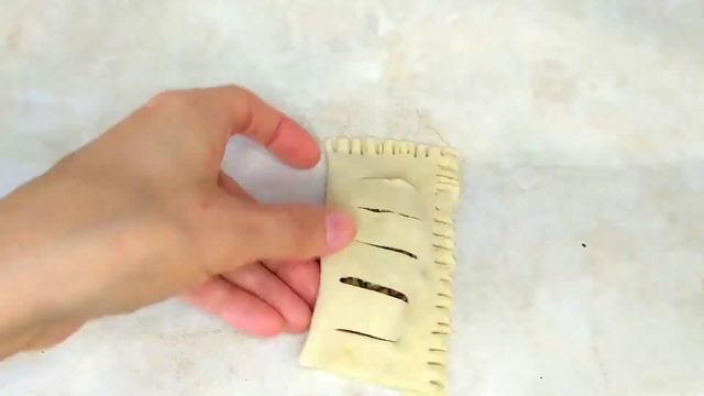 Слойки с грецким орехом / Рецепты / Выпечка и кулинария смотреть онлайн