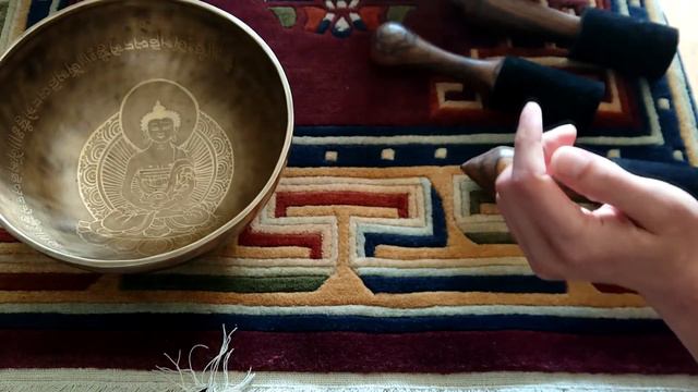 Поющая чаша и массаж поющей чашей. Секреты вибрации и звука / Купить поющие чаши Тибета смотреть онлайн