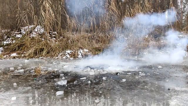 ✅🔥БОМБОЧКИ VS ЛЕД ❄️Взорвал Весь лёд на ОЗЕРЕ 💥Тест ПЕТАРД КОРСАР 12 И МНОГО П2000 И К1000💣Петарды