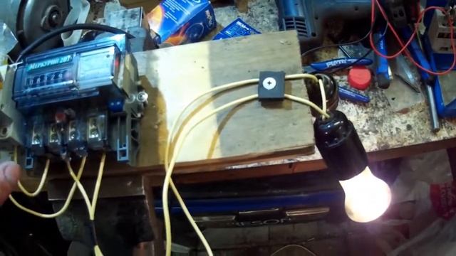 Две фазы на счётчике. Сгорит или нет? смотреть онлайн