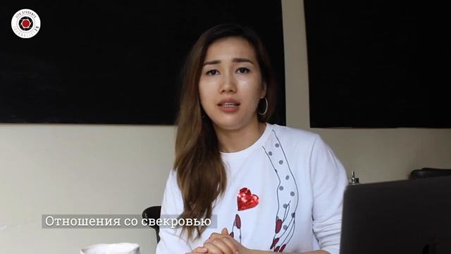 Маржан Отеген о том, как стать радиоведущей в 16 лет, и уже в 18 делать реверанс свекрови смотреть онлайн