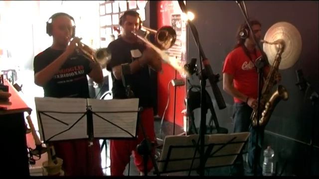 Figli di Madre Ignota - COMBAT DISCO CASBAH Studio Session смотреть онлайн