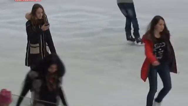 На массовом катании на стадионе «Сокол» Интернет-провайдер Novonet дарил подарки смотреть онлайн