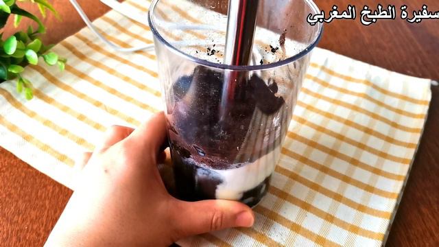 بريوش الغيمة خفيف مثل القطن محشي بألذ وأسهل صلصة شوكولاتة محضرة في البيت/بريوش بالشوكولاتة/Brioche