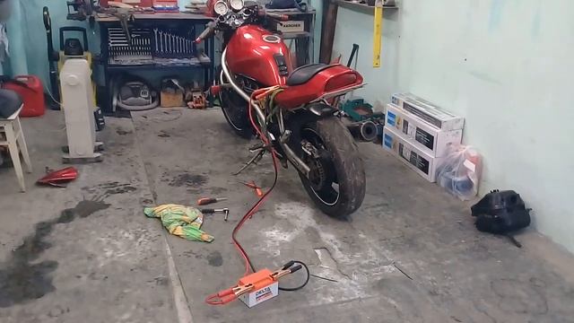 Suzuki bandit 400 после зимней спячки смотреть онлайн